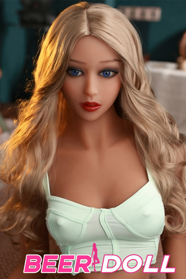 DL Doll 158cm Freya