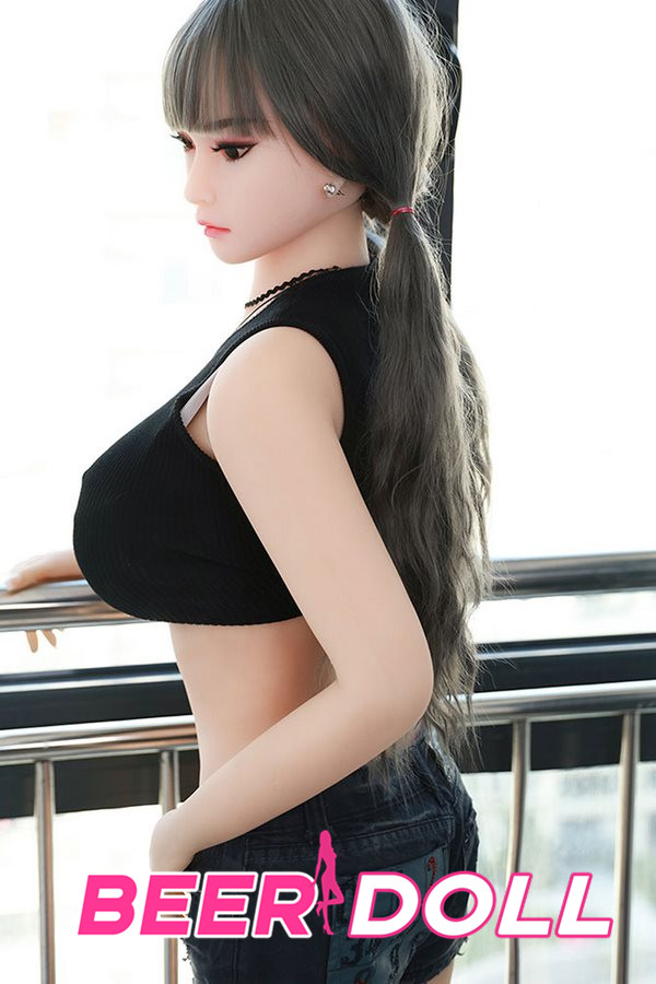 lebensechte sexpuppen Reina