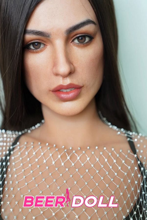 Real F-Cup Sexpuppen