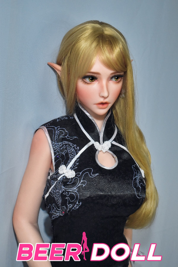 Sex mit silikonpuppe