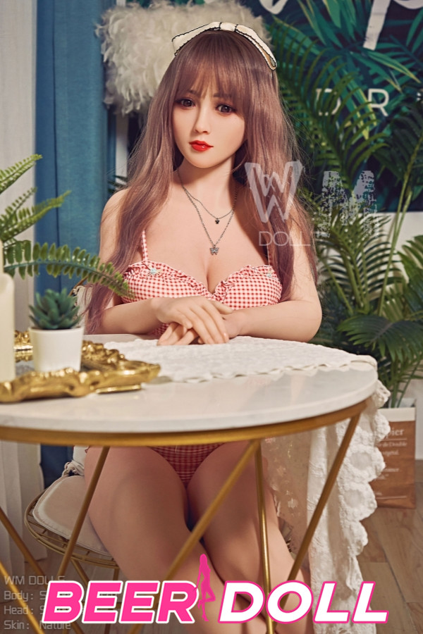 Größe Brüste 168cm Love Dolls