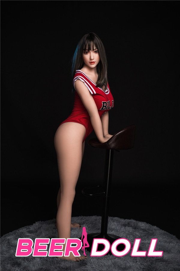 Lebensechte Liebespuppen aus TPE